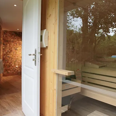 Holiday Le Cepe De Beaune Ferienhaus *